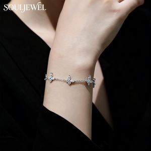 Pulsera de Diseño Ajustable en Plata de Ley 925 con Baño de Rodio y Moissanita de Lujo en Forma de Mariposa para Mujer, para Uso Diario - Product Image 5