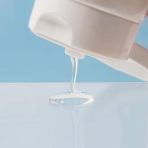 เจลล้างหน้าสูตรสมุนไพรออร์แกนิกผสมบลูคอปเปอร์เปปไทด์ ช่วยบำรุงผิวให้ชุ่มชื้น ฟื้นฟูผิวอย่างล้ำลึก พร้อมทำความสะอาดอย่างอ่อนโยน - Product Image 2