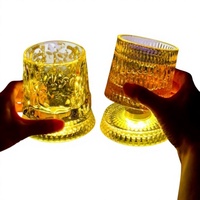 Verre à whisky rotatif lumineux style TikTok avec sous-verre – Design vintage de luxe léger pour soulager le stress