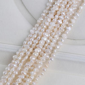 Perles baroques d'eau douce naturelles de 5-6 mm en gros, perles irrégulières à deux faces brillantes avec trous latéraux pour la fabrication de bijoux DIY - Product Image 5