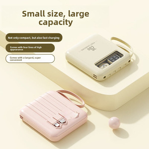 <span class=keywords><strong>Batterie</strong></span> <span class=keywords><strong>externe</strong></span> portable 20000mAh 20W à charge rapide, design ours mignon, câble intégré, affichage LED, lampe torche - Product Image 4