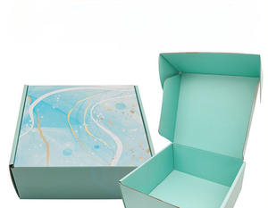 Vente en gros de vêtements cadeaux écologiques épaissis avec logo personnalisé grande boîte cadeau d'expédition postale pour cadeau d'anniversaire de Noël - Product Image 6