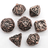 Ensemble de dés polyédriques en cuivre pur creux, 7 pièces, respectueux de l'environnement, durables, pour jeux de rôle DND COC TRPG, chiffres dorés, objets de collection