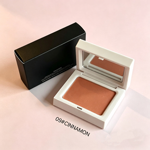 Luxury brand oil-control setting powder <b>compact</b> 8.5g, long-lasting <b>makeup</b> retention, delicate skin-nourishing setting powder - Product Image 2