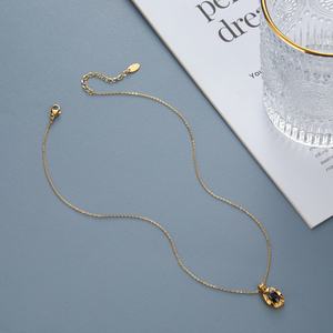 Collier pendentif personnalisé en acier inoxydable anti-ternissement pour femmes, vente en gros 2024 - Product Image 4