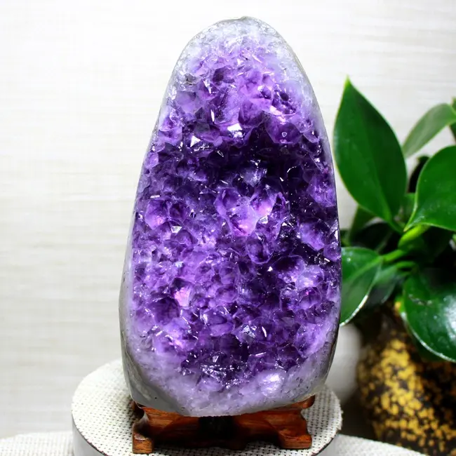 Groothandel Natuurlijke Amethist Geode Crystal Home Office Ornament Decoratieve Verkoop Ambachten