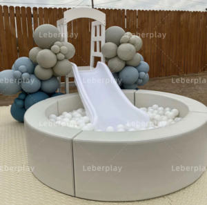 Foam zachte speelballenbak met bloemenballenbak en glijbaan voor kinderfeestjes, verhuur, binnen- en buitenspeeltuin - Product Image 6