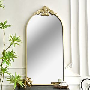 Espejo Decorativo de Pared con Marco Metálico Arqueado en Color Dorado para Sala de Estar - Product Image 1