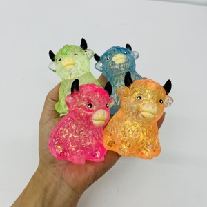 ของเล่นบีบยืดหยุ่นรูปวัวไฮแลนด์แบบสโลว์ไรซิ่งจากคลังสินค้าสหรัฐฯ ของเล่นบีบมอลโทสสำหรับผ่อนคลายความวิตกกังวลและกระตุ้นประสาทสัมผัส - Product Image 3