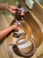 Cheveux Indiens Bruts Naturels Remy Baby Curly Non Traités, Ondulés et Volumineux, Cheveux Humains Bouclés Alignés dans le Sens de la Cuticule, Provenant d'Inde