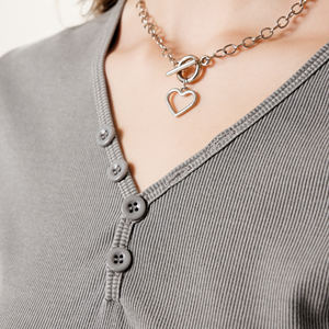 2025 Spicy Girl Slim Top Retro verano abotonado cuello en V hombro recto manga corta - Product Image 3