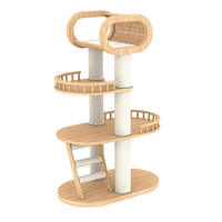 Arbre à chat en bois massif sur mesure, mobilier de luxe multi-niveaux pour chats avec griffoir et hamac pour chats d'intérieur