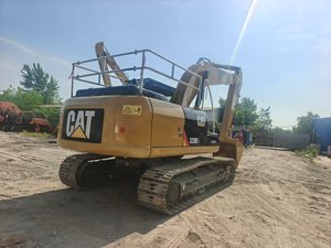 Excavadora Hidráulica Caterpillar 323D2 Original, Totalmente Inspeccionada, Usada, con Motor Cat C7.1 - Product Image 2