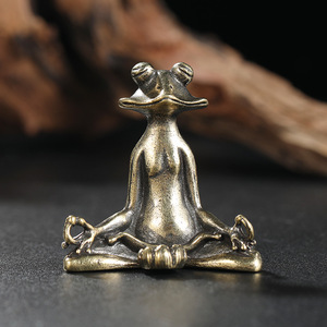 Figura de Bodhisattva Guanyin de latón, escultura de bronce macizo, adorno hecho a mano para decoración del hogar, regalo para sala de estar - Product Image 3