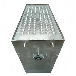 Petite machine semi-automatique manuelle pour la fabrication de bougies chauffe-plat sculptées, avec insertion de mèches et moulage d'anneaux de cire - Product Image 2