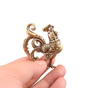 1 pieza Figura de latón de <span class=keywords><strong>Gallo</strong></span> del Zodíaco con Cola Larga, Mascota de Té Artesanal, Artículo Antiguo, Decoración de Escritorio de Oficina, Figura de Cobre - Product Image 2