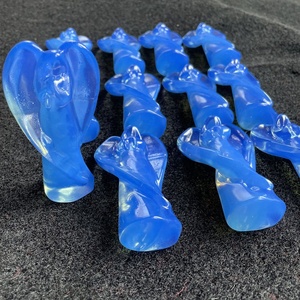 Venta al por mayor azul Opalite tallado Ángel figuritas cristal ángeles para meditación decoración del hogar - Product Image 5