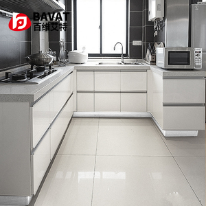 Plinthe en aluminium et plastique Bavat 1m, étanche, pour le bas des armoires de cuisine, longueur personnalisable - Product Image 3