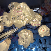 Lampe sur pied de luxe en métal argenté à 7 têtes de fleurs de magnolia, lumière chaude, pour allée de mariage et décoration d'événements, vente en gros