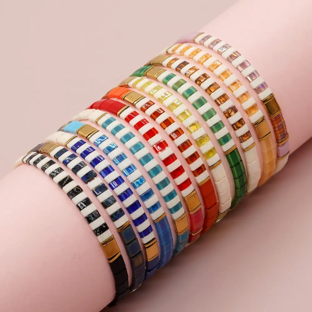 2024 bohème ethnischer stil neu minimalistisch und modisch tila perle gewebt perlen damen mehrschichtig gestapelter armband