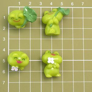 Figurines en résine miniature de <span class=keywords><strong>grenouille</strong></span> <span class=keywords><strong>verte</strong></span> de dessin animé, figurines d'animaux de dessin animé pour la décoration de la maison, le scrapbooking DIY, la décoration de jardin, mini-animaux - Product Image 3