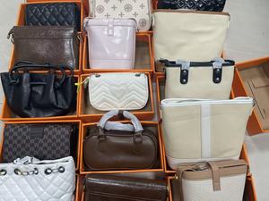 Venta al por Mayor de Bolsos de Marca Usados de Alta Calidad, Mezcla de Diferentes Estilos de Moda Femenina de Segunda Mano, Directo de Fábrica en China - Product Image 5