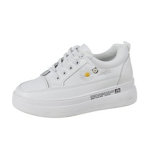 <span class=keywords><strong>Scarpe</strong></span> da donna bianche piccole <span class=keywords><strong>con</strong></span> rialzo <span class=keywords><strong>interno</strong></span>, sneakers sportive casual <span class=keywords><strong>con</strong></span> fondo spesso e design sottile - Product Image 2