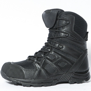 <span class=keywords><strong>Bottes</strong></span> tactiques d'extérieur |   Cuir de vache + EVA + Semelle en caoutchouc respirante et protectrice |   Fermeture à lacets |   OEM/ODM disponible |   Noir/Boue - Product Image 3