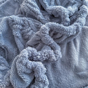 Nueva funda de <span class=keywords><strong>cama</strong></span> de tela con mechones de color liso al por mayor de fábrica en una sola pieza con aislamiento adicional para una mayor calidez y comodidad. - Product Image 5