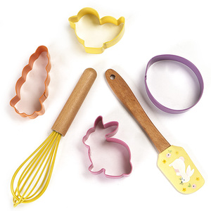Ensemble de pâtisserie en silicone à thème de Pâques de 6 pièces comprenant des emporte-pièces en forme de lapin, de carotte, d'<span class=keywords><strong>oiseau</strong></span>, un fouet, une <span class=keywords><strong>spatule</strong></span>, des outils de cuisine écologiques - Product Image 6