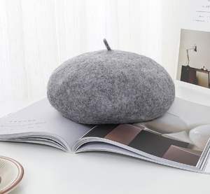 Boina de Color Sólido de Alta Calidad al por Mayor, Estilo Coreano Vintage, para Otoño e Invierno, Informal, para Artistas, 100% Acrílico - Product Image 3