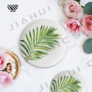 Collection d'assiettes en porcelaine imprimées <span class=keywords><strong>aquarelle</strong></span> de <span class=keywords><strong>feuille</strong></span> de <span class=keywords><strong>palmier</strong></span> vibrante avec détails de verdure tropicale - Product Image 4