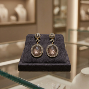 Boucles d'oreilles pendantes Art Palace Vintage en argent 925 plaqué or avec pierre de quartz marron et accent diamant pour femme, bijoux de soirée - Product Image 3