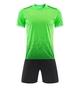 Ensemble d'uniformes de football professionnels Dry Fit pour hommes – Maillot de football haute performance, tenue d'entraînement athlétique, maillot de match léger - Product Image 6