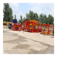 Fabricant de machines à fabriquer des briques creuses en béton Qt12-15 pour blocs de pavés en ciment, machine entièrement automatique pour la construction