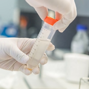 Tubos de centrífuga de 50 ml con fondo cónico transparente y graduación para uso en laboratorio - Product Image 2