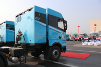 Camion tracteur électrique 6x4 de marque chinoise de premier plan EV490-20, nouveau, transmission automatique à 5 vitesses, direction à gauche, charge rapide, 11-20T