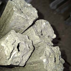 Charbon de bois hexagonal A pour chicha, pack familial premium pour extérieur, boîte de 15 kg - Product Image 1