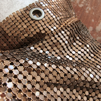Fourniture d'usine Sequin Iron Wire Mesh Rideau en maille métallique souple Chaîne colorée Mail pour la décoration de la maison