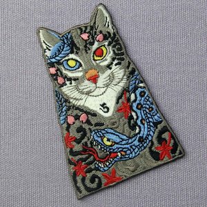 Toppe ricamate su <span class=keywords><strong>gatti</strong></span> personalizzati con serpente e foglie Patch per tatuaggio Applique in ferro su cucito su ricamo per <span class=keywords><strong>gatti</strong></span> ricamati - Product Image 6
