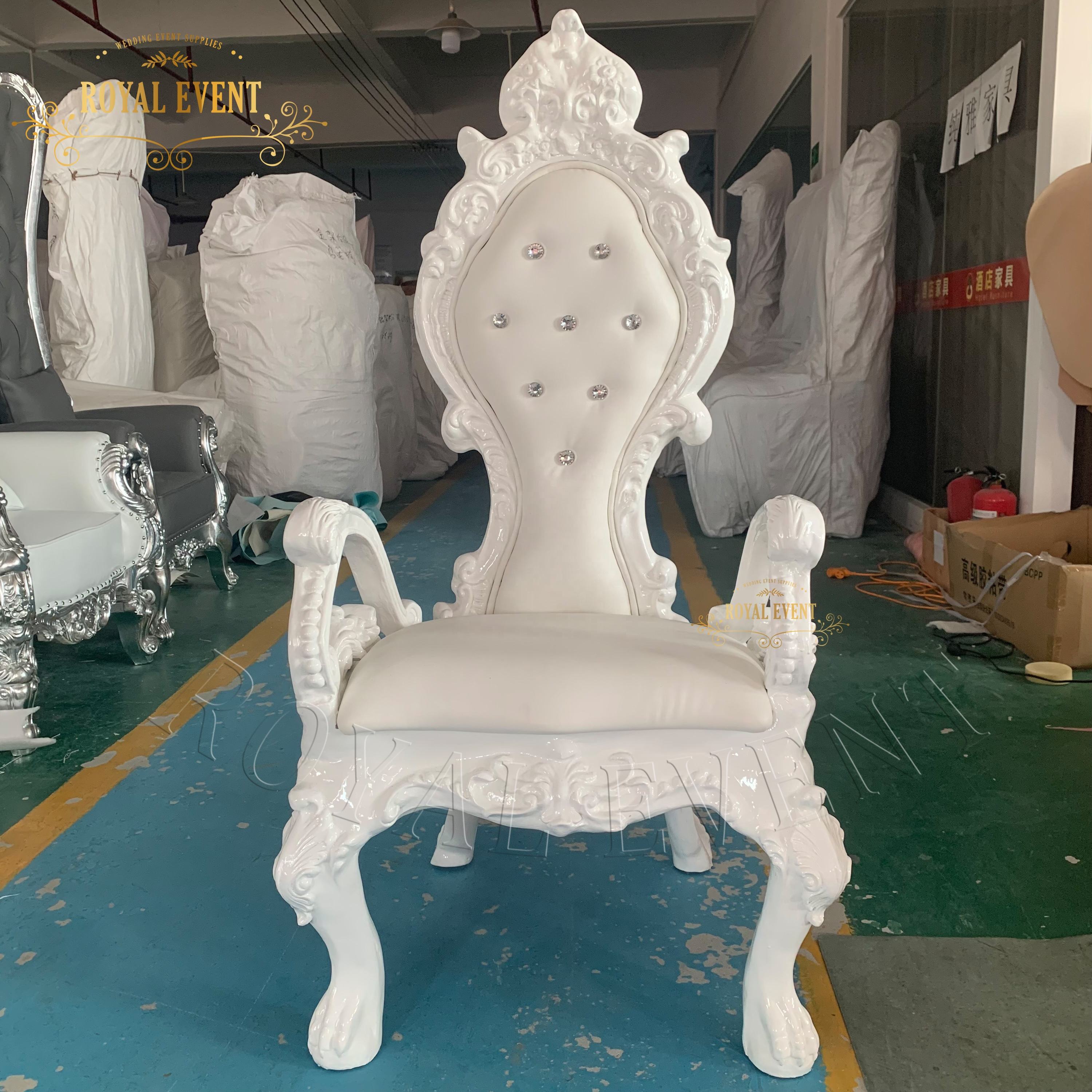 D'oro di legno trono sede di amore di cerimonia nuziale sillas re