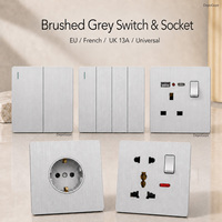 Interrupteur mural gris argenté standard britannique, 4 prises, 16A, ports USB Type-C et USB A, prise française EU pour usage industriel et hospitalier