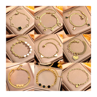 Pulsera de Cadena con Dijes de Perlas, Conchas, Tréboles, Mariposas y Corazones, Chapada en Oro de 18k, de Acero Inoxidable, Delicada y Popular para Mujer