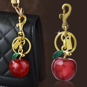 Llavero de acrílico con diseño de cereza, colgante para bolso, joyería para mujer, exquisito colgante para coche, llavero de cereza, llaveros de <span class=keywords><strong>cristal</strong></span> - Product Image 2