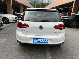 Volkswagen Golf 1.4TSI Automático de Lujo Usado del 2014, Compacto Alemán, Hatchback Turbo, Eficiente en Consumo de Combustible, Ideal para Familias y Viajes, Auto Usado de Exportación - Product Image 5