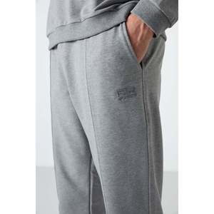 Ensemble de survêtement pour homme Keith Grey Melange, décontracté, respirant, coupe adulte - Product Image 6