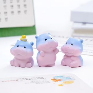 Figura de <span class=keywords><strong>hipopótamo</strong></span> pequeño KI yuewu, lindos accesorios decorativos colgantes para bricolaje, mini adornos para <span class=keywords><strong>el</strong></span> escritorio del coche. - Product Image 3