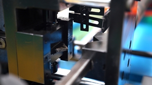 <span class=keywords><strong>CNC</strong></span> Hoàn Toàn Tự Động Đa Chức Năng Điện Tròn Thép Kim Loại Ghế Tương Lai Ống Ống Máy Cắt Và Uốn Ống - Product Image 3