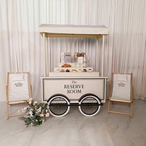 Chariot de décoration en métal personnalisé Chariot de bonbons mobile Chariot de présentation <span class=keywords><strong>des</strong></span> aliments pour <span class=keywords><strong>salle</strong></span> de réserve - Product Image 1