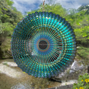 Vente en gros : Sculpture éolienne Mandala 3D en acier inoxydable de 12 pouces, ornements suspendus, décoration artistique pour jardin, intérieur et extérieur - Product Image 3